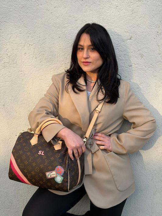 Indossata, Borsa Louis Vuitton realizzata in tela monogram marrone con finiture in vacchetta naturale. Originale, usata, di lusso, in condizioni eccellenti.