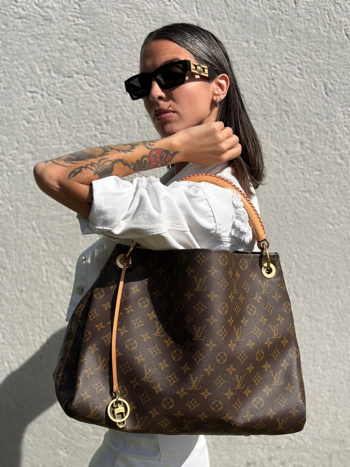 Artsy MM Louis Vuitton