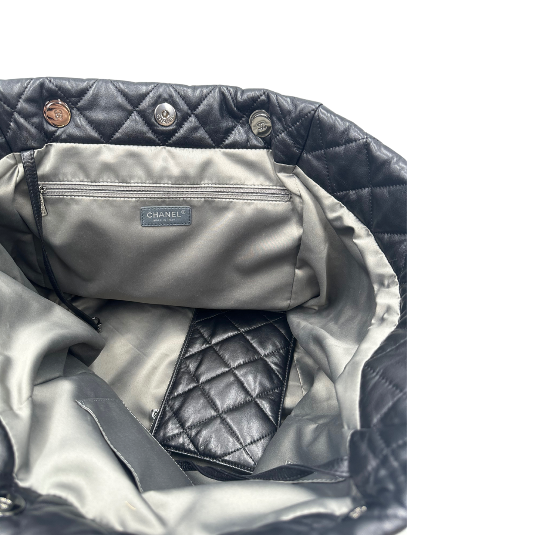 Tote Chanel Week End On Mars nera