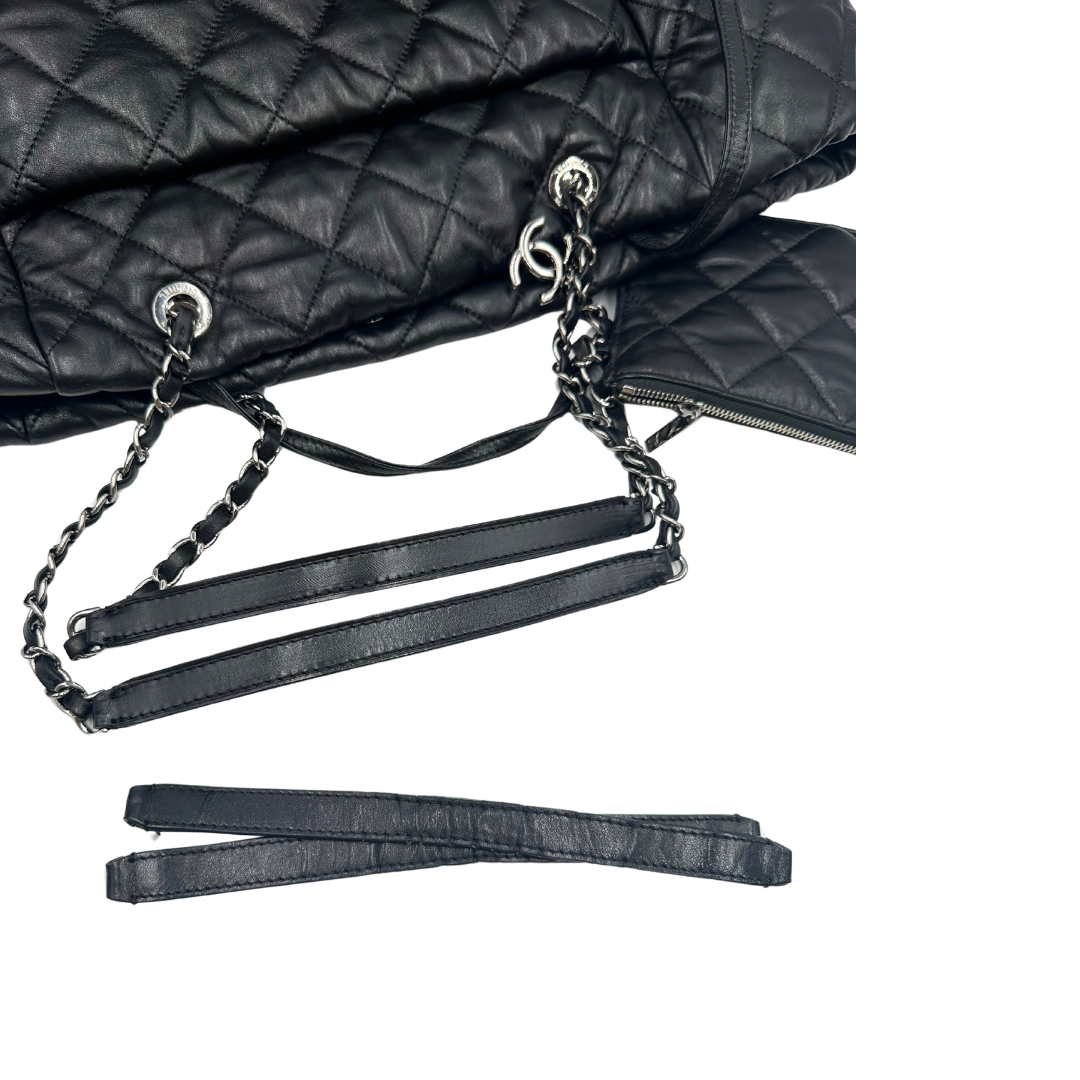 Tote Chanel Week End On Mars nera