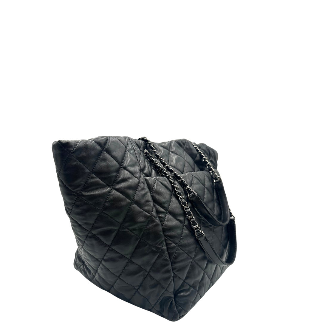 Tote Chanel Week End On Mars nera