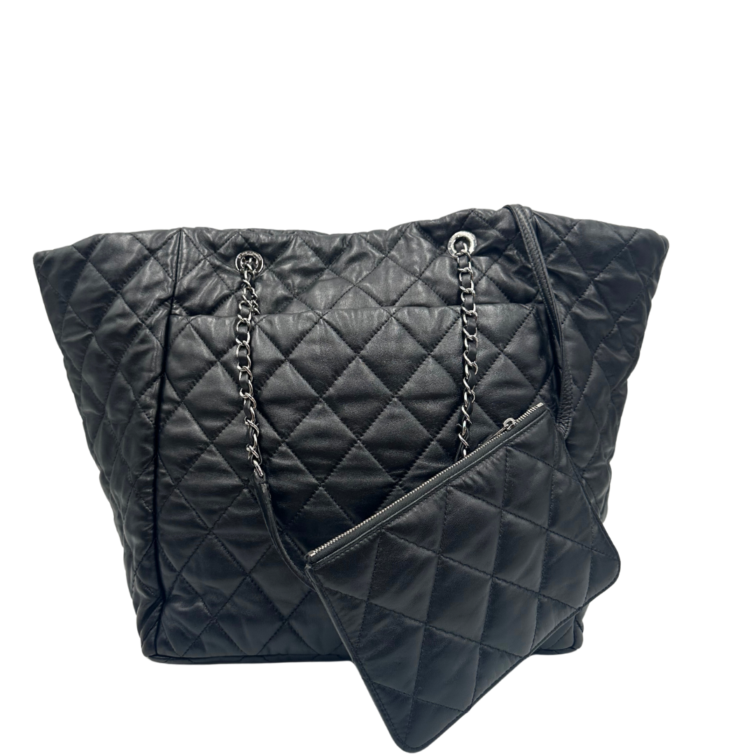 Tote Chanel Week End On Mars nera