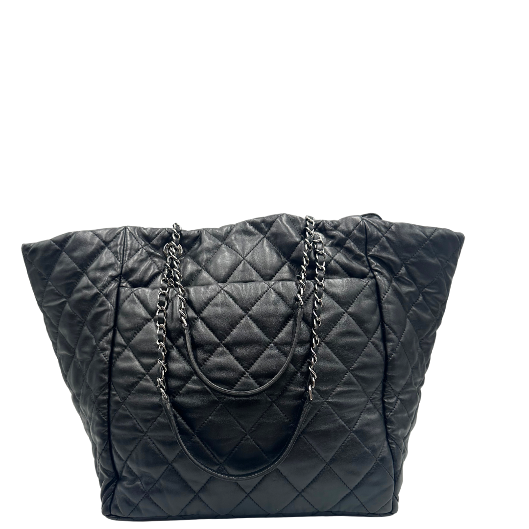 Tote Chanel Week End On Mars nera