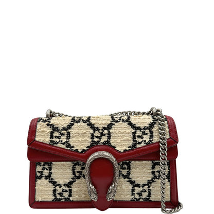Borsa Gucci Dionysus in tweed bianco con trama maxi GG nera e finiture in pelle bordeaux. Presenta una tracolla scorrevole in catena e l'iconica chiusura a testa di tigre. Completa di dustbag. Originale, di lusso, usato, condizioni ottime. 