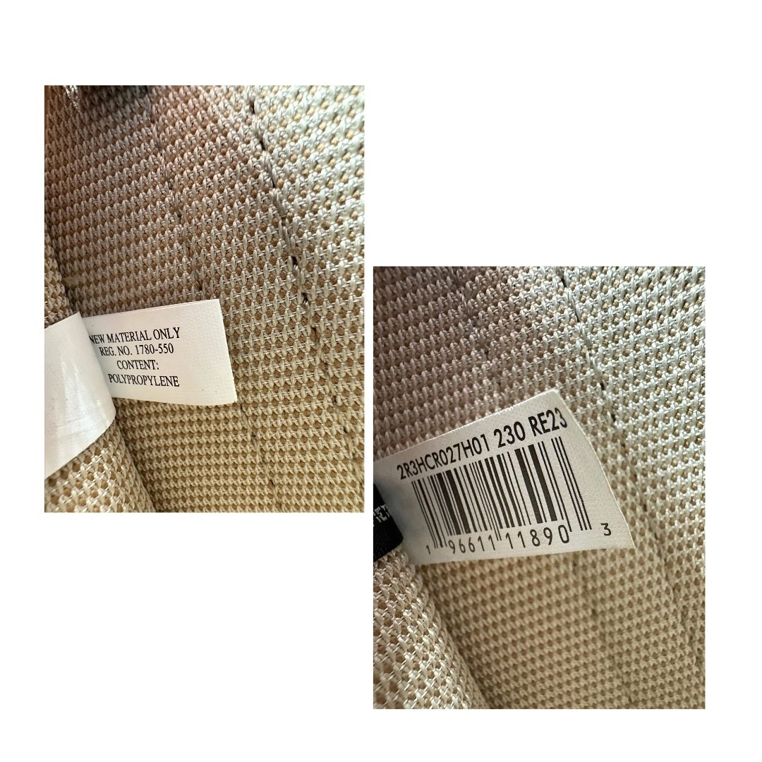 The Tote Bag Marc Jacobs in tessuto Jacquard con tracolla regolabile e amovibile in tessuto Bianco, rifinita con parti metalliche argentate.