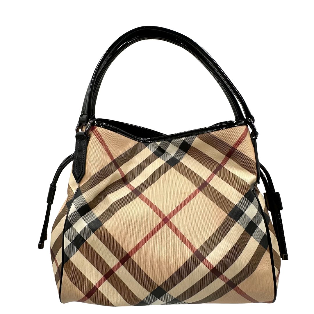 front Borsa Burberry in canvas trama tartan con finiture in pelle nera verniciata; munita di doppi manici, indossabile a spalla. Completa di dustbag, di lusso, originale, ottimo stato 