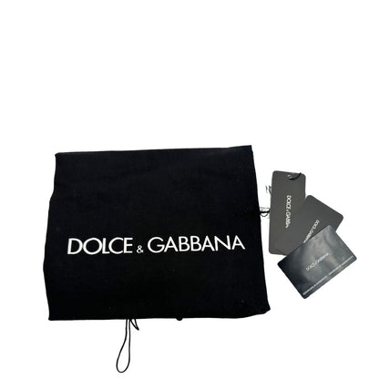  Borsa Dolce & Gabbana in tessuto arancione con iconica grafica ispirata alla Sicilia, finiture in pelle nere e parti metalliche dorate; munita di doppi manici e una pochette estraibile. Completa di dustbag, originale, di lusso, ottime condizioni.