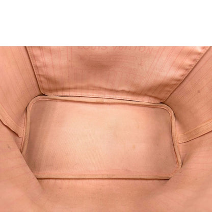 Interno di una borsa Neverfull MM Louis Vuitton in canvas Damier Azur con finiture in vacchetta naturale e parti metalliche dorate. Originale, usata, di lusso, in ottime condizioni