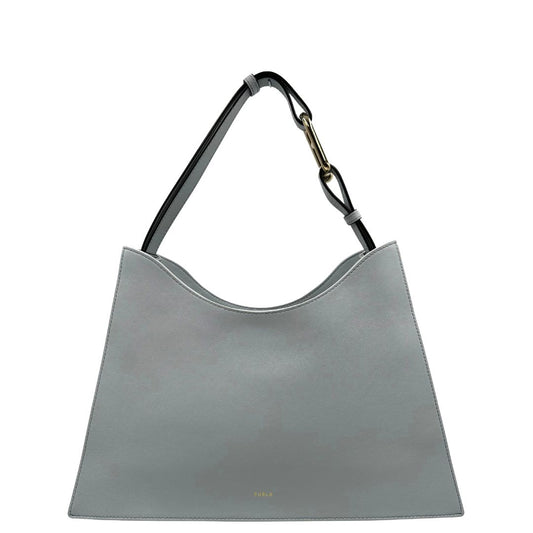 front  Borsa Furla Nuvola in pelle azzurro polvere con parti metalliche dorate; munita di un manico regolabile e rimovibile. Originale, usata, di lusso, in eccellenti condizioni