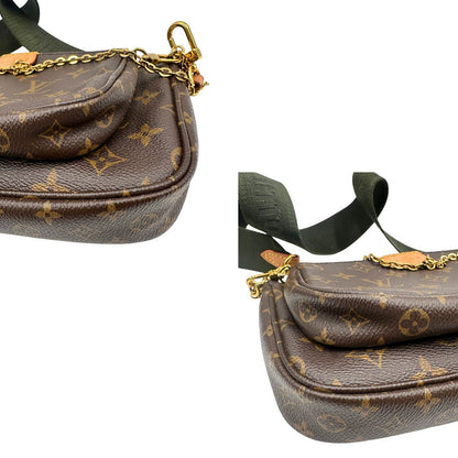 Angoli del'Iconica Multi Pochette Accessoires Louis Vuitton in canvas marrone monogram con dettagli in vacchetta naturale, manico in catena dorata e tracolla in tessuto Jacquard verde kaki. Dotata del classico mini portamonete rotondo, rimovibile. Originale, usata, di lusso, in ottime condizioni