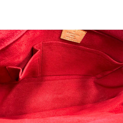 Interno di una Borsa LV Viva Cité in canvas monogram con finiture in vacchetta naturale e parti metalliche dorate; indossabile a spalla. Completa di dustbag. Originale, usata, di lusso, in ottime condizioni.