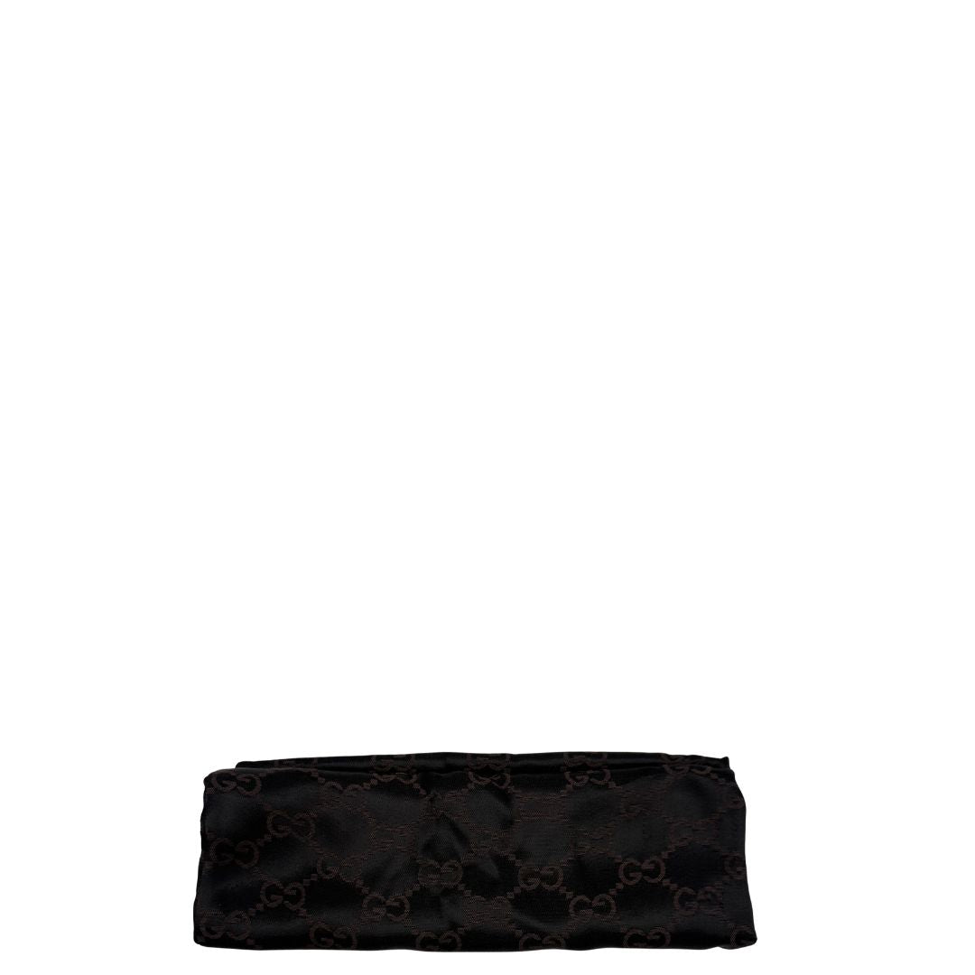 Borsa Gucci in pelle GG, munita di una tracolla in tessuto regolabile, di lusso, originale, ottime condizioni, usata.