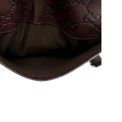 Borsa Gucci in pelle GG, munita di una tracolla in tessuto regolabile, di lusso, originale, ottime condizioni, usata.