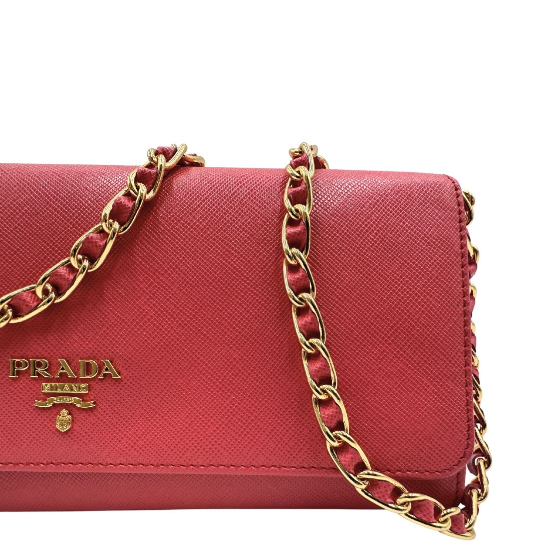 Wallet on chain Prada