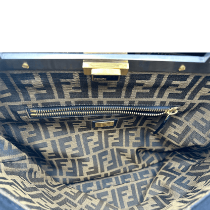 Fendi Peekaboo con tracolla