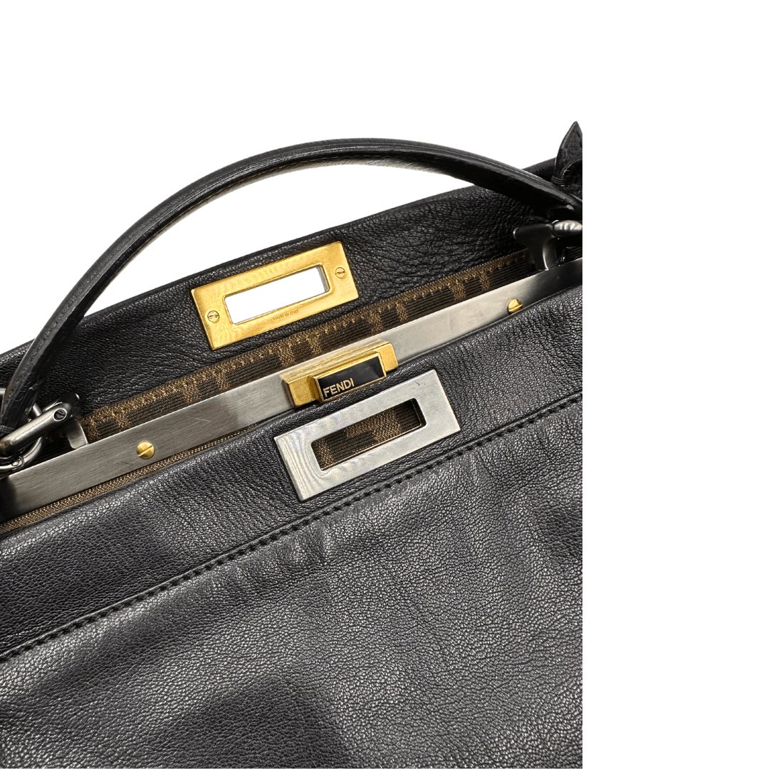 Fendi Peekaboo con tracolla