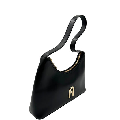 lato Borsa Furla in pelle nera con parti metalliche dorate; munita di un manico singolo, indossabile a spalla. Completa di dustbag e cartellino 