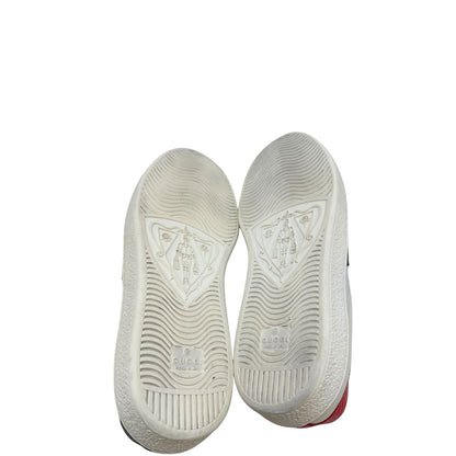  Scarpe Gucci in pelle bianca impreziosite da striscia Web verde e rossa. Complete di corredo, di lusso, originali, ottime condizioni.