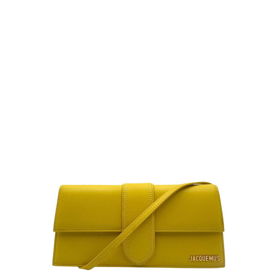 front Borsa Jacquemus Le Bambino Long in pelle gialla con parti metalliche dorate; munita di un manico singolo. Completa di dustbag e cartellini, di lusso, originale, ottime condizioni. 