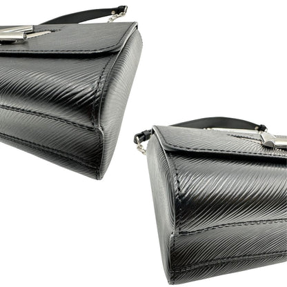 angoli Borsa Louis Vuitton in pelle Epi nera con parti metalliche argentate, munita di una tracolla scorrevole in catena e spallaccio in pelle. Rifinita con logo LV in metallo sul front. Completa di corredo, di lusso, originale, ottime condizioni, usata. 