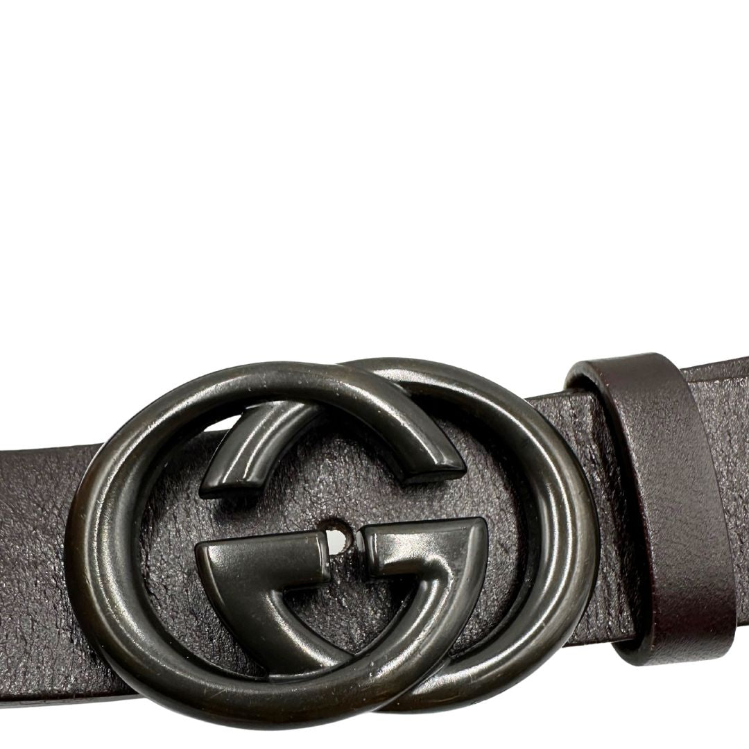 Cintura Gucci in pelle color testa di moro con parti metalliche tono su tono, di lusso, originale, ottime condizioni.