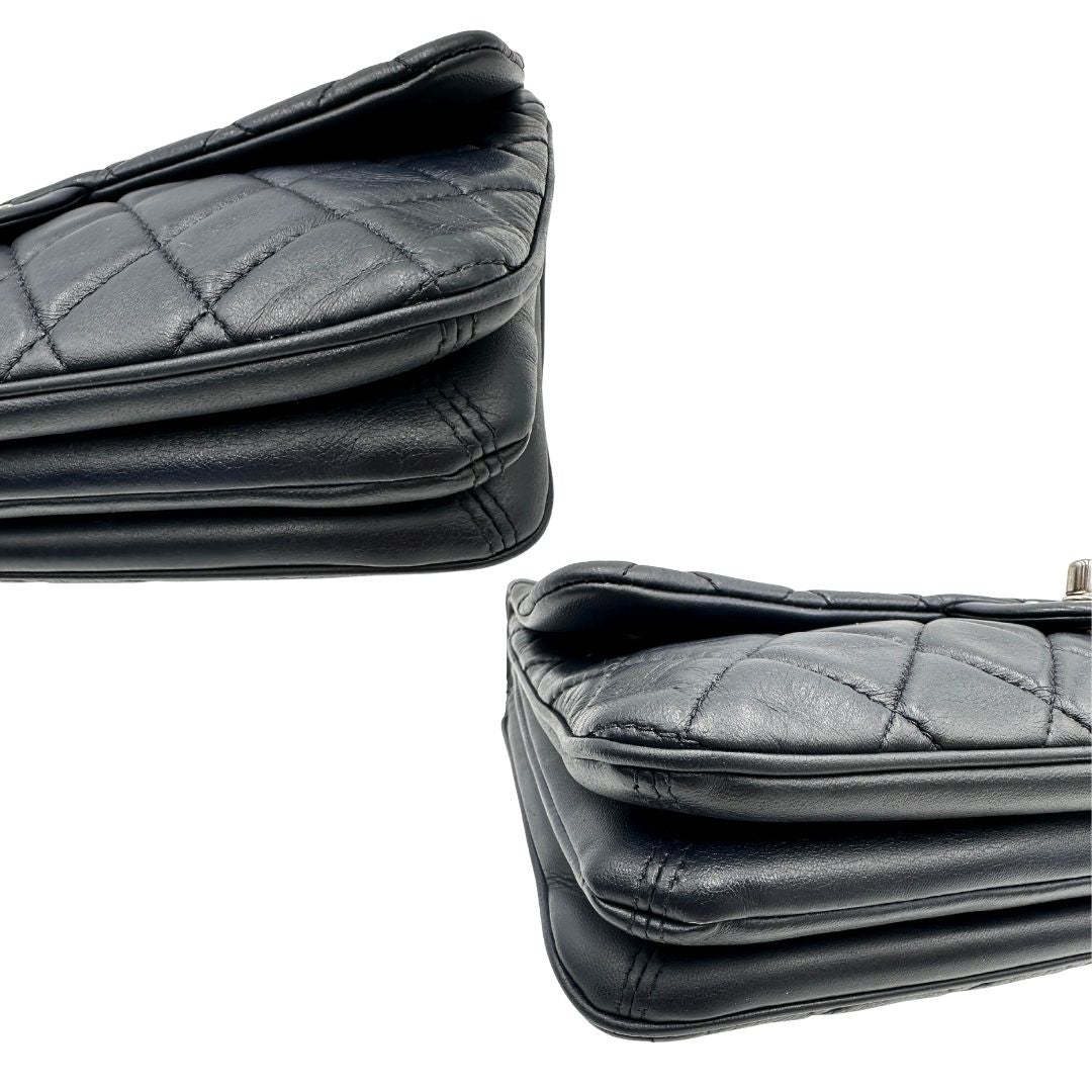 Borsa Chanel Flap Bag blu notte