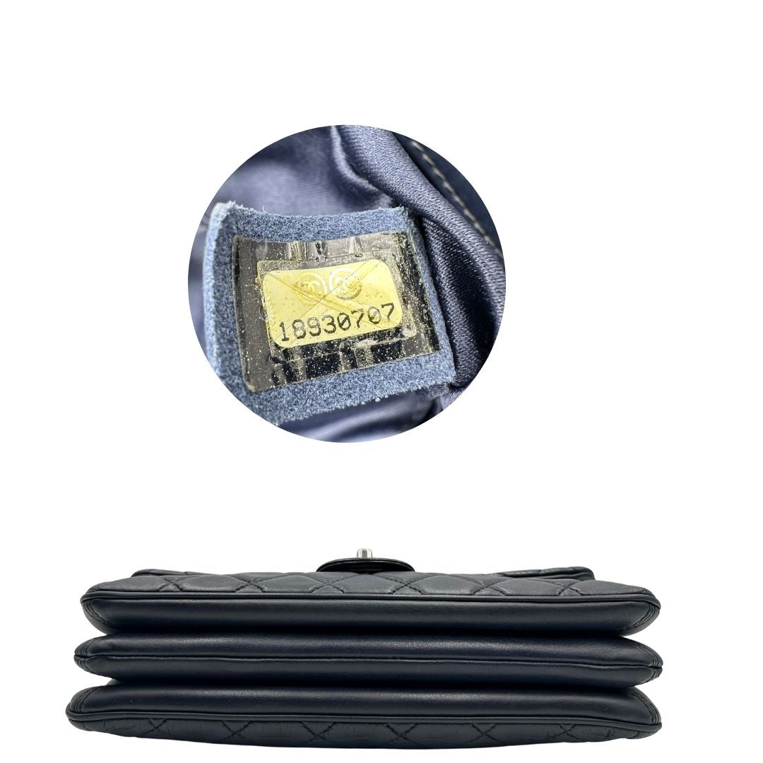 Borsa Chanel Flap Bag blu notte