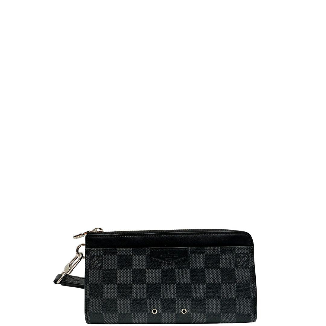 front Portafoglio Louis Vuitton in canvas Damier Graphite con parti metalliche argentate; munito di un polsino. Completo di corredo, di lusso, originale, ottime condizioni. 