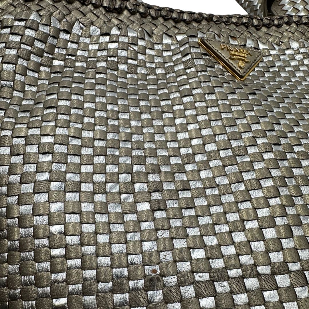 Satchel Madras Prada in pelle intrecciata
