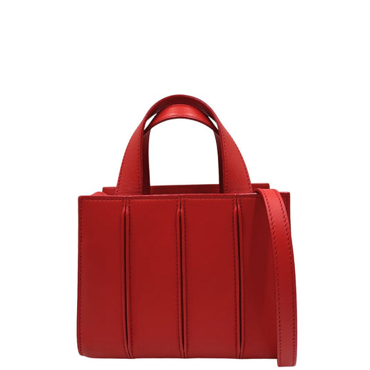 front  Borsa Max Mara in pelle rossa con parti metalliche argentate; impreziosita da strass lungo i laterali e munita di doppi manici fissi e due manici lunghi amovibili, di lusso, originale, ottime condizioni. 