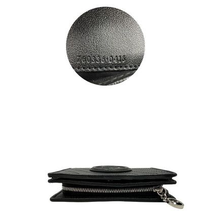 Portafoglio Gucci in pelle nera e parti metalliche argentate; impreziosito da iconico logo Blondie sul front. Completo di corredo, di lusso, originale, ottime condizioni. 760336 0416