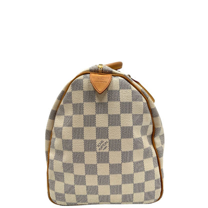 lato  Borsa Speedy 30 Louis Vuitton in canvas Damier Azur con finiture in vacchetta naturale e parti metalliche dorate. Completo di lucchetto, chiavi e corredo, di lusso, originale, ottime condizioni. 