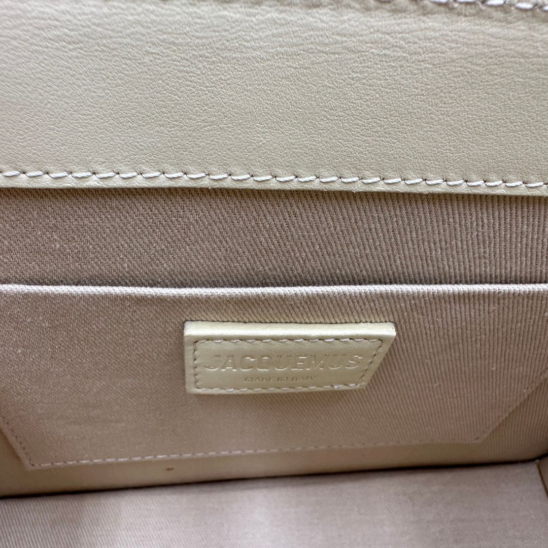 Le Grand Chiquito Jacquemus