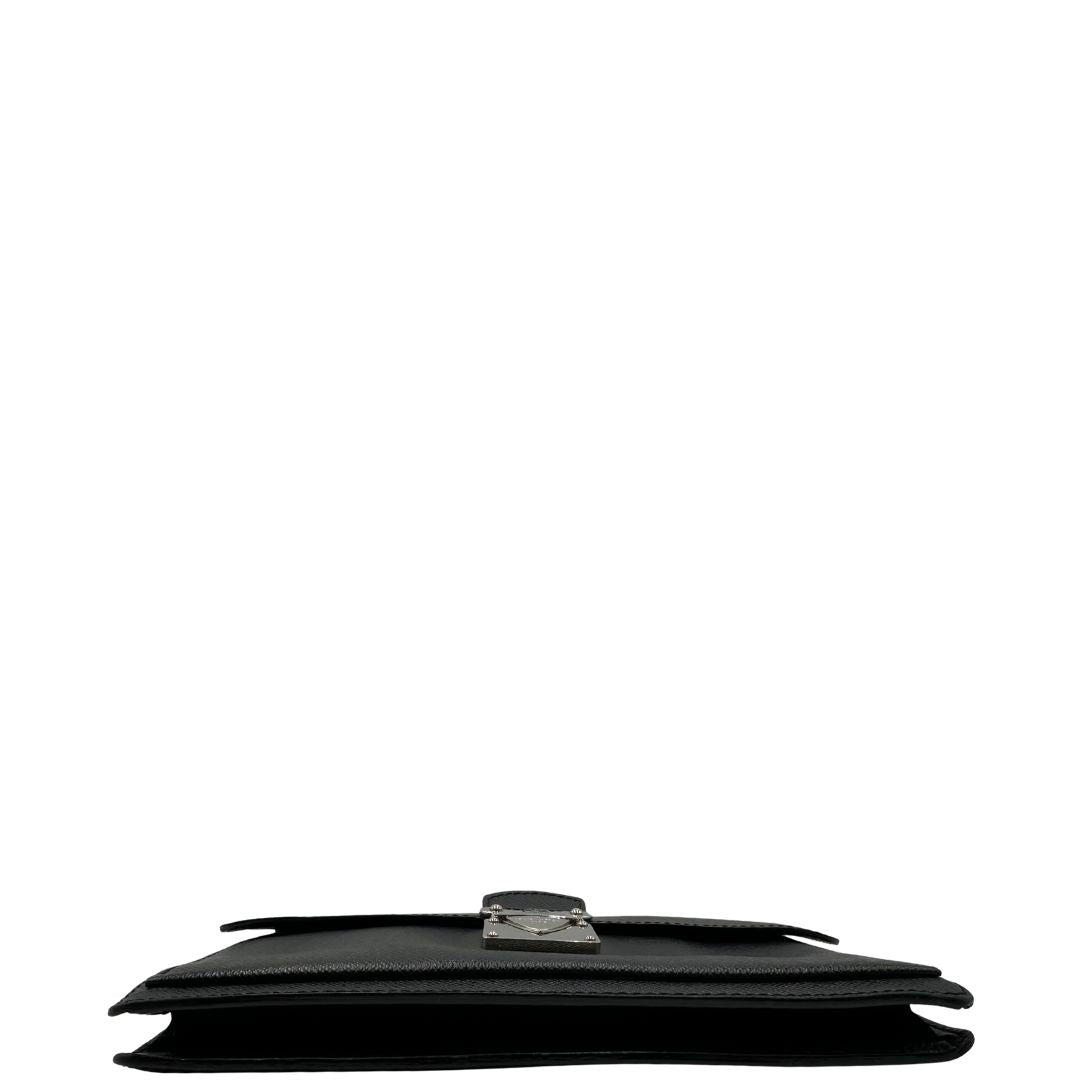 Pochette Taiga Beraia Louis Vuitton