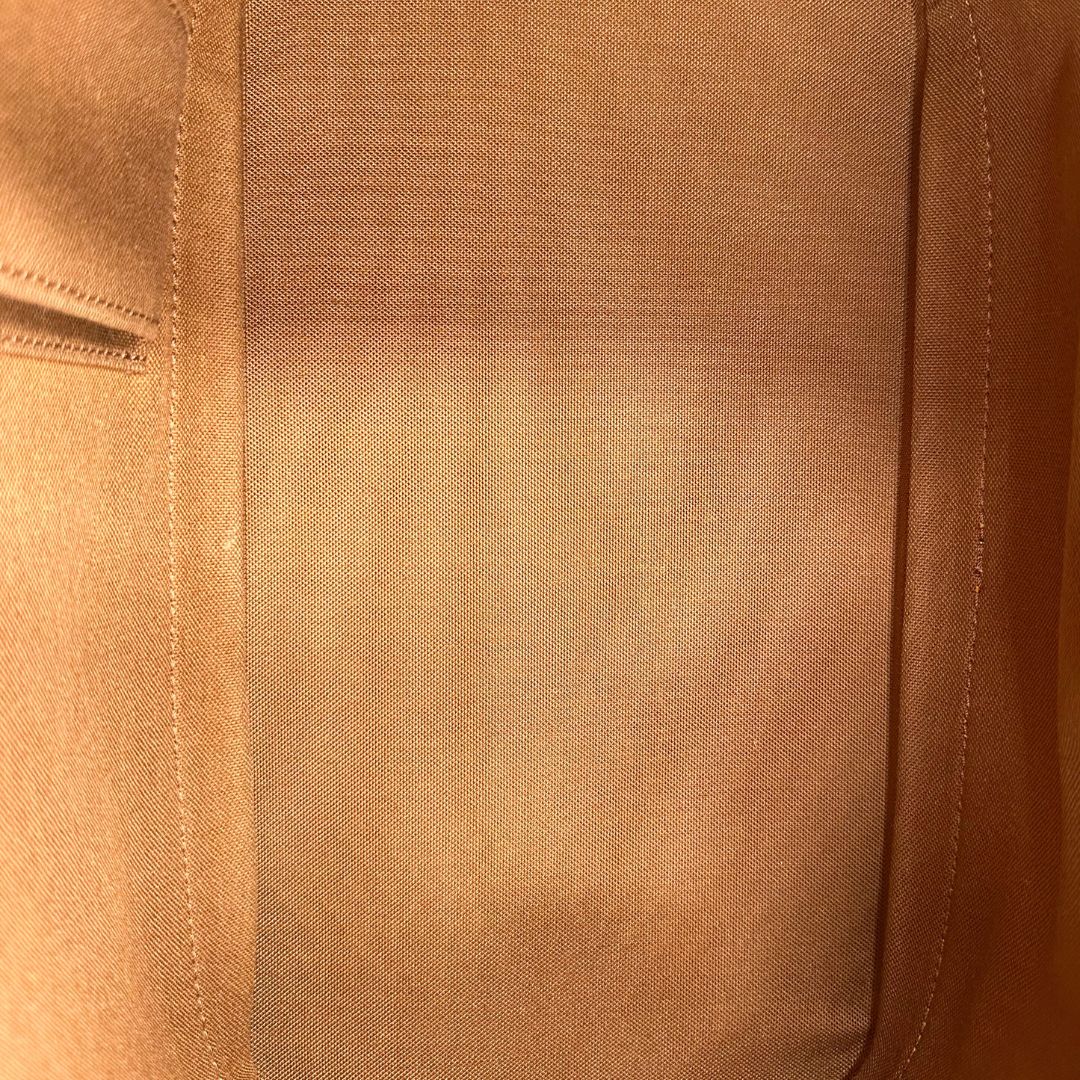 interno Borsa Louis Vuitton in canvas marrone monogram con finiture in vacchetta naturale e parti metalliche dorate; munita di doppi manici stondati, da portare a mano, di lusso, originale, ottime condizioni.