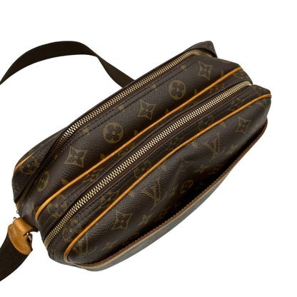 Reporter PM Louis Vuitton