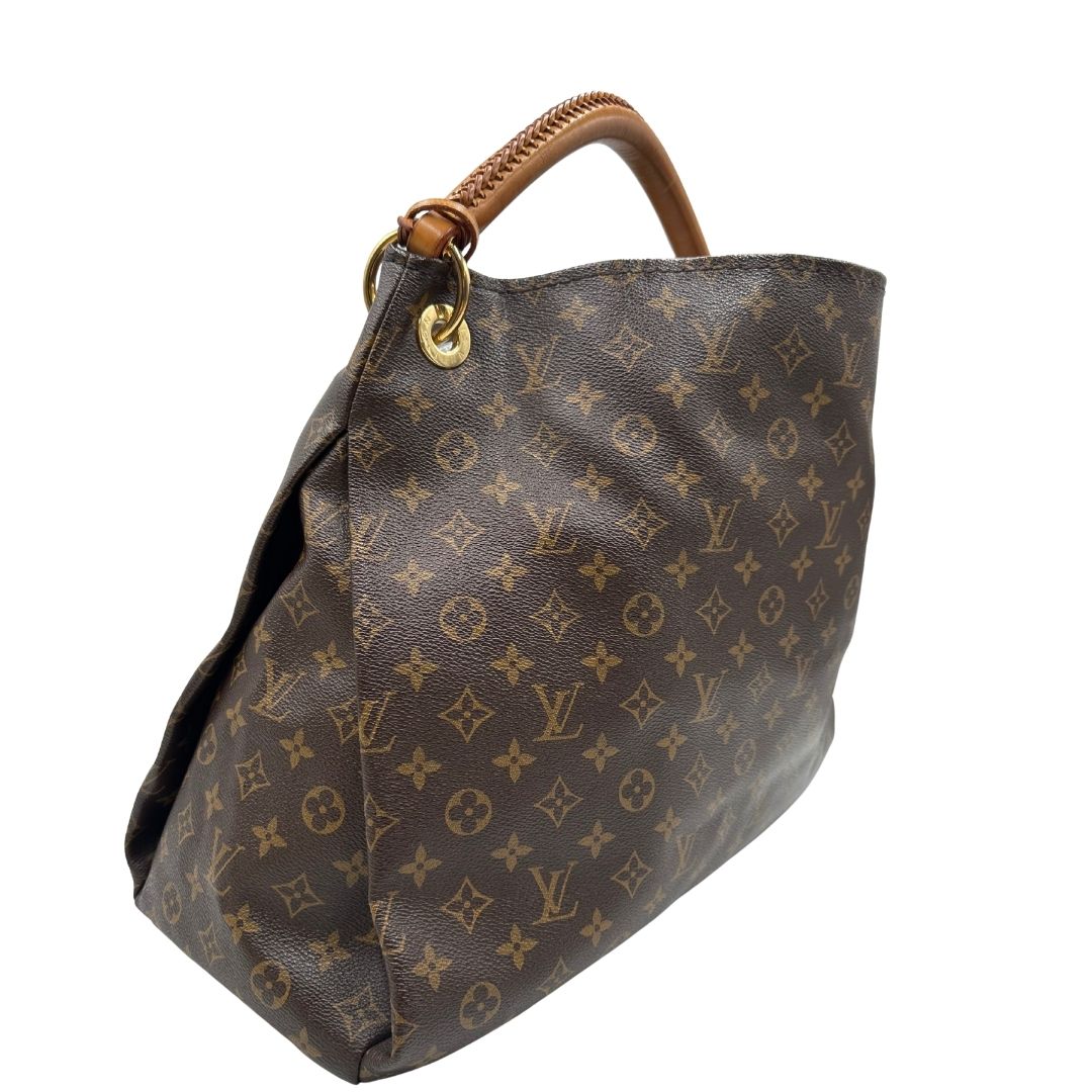 Artsy GM Louis Vuitton