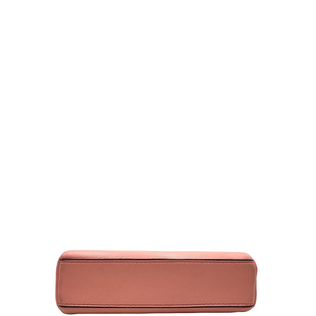 Borsa Fendi micro Peekaboo