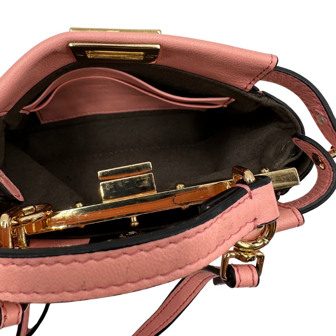 Borsa Fendi micro Peekaboo