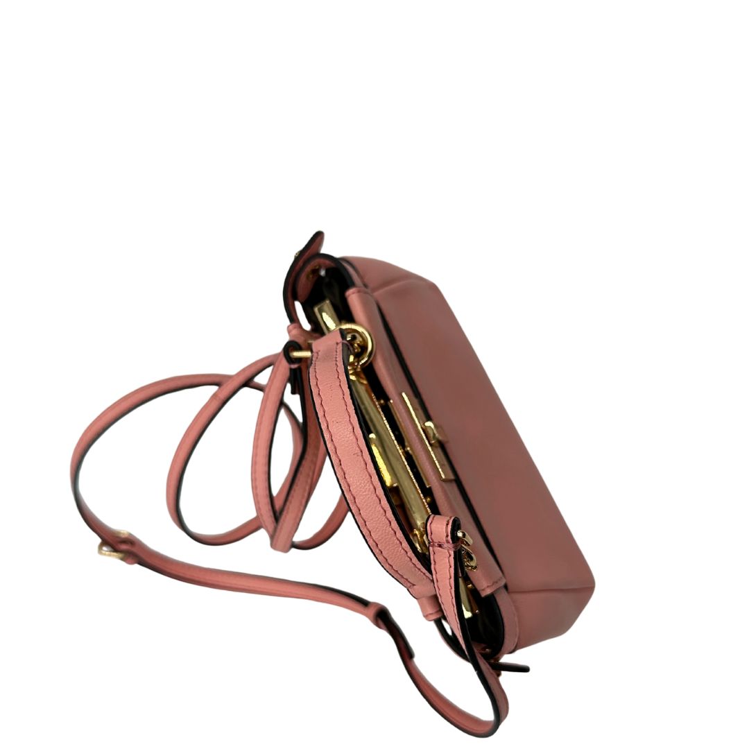 Borsa Fendi micro Peekaboo