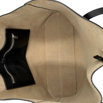 Shopper J&M Davidson