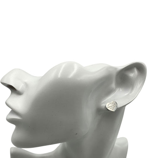 Orecchini Tiffany&Co. della collezione Return To Tiffany a forma di cuore in argento 925. Completi di scatola. Originale, usata, di lusso, in ottime condizioni