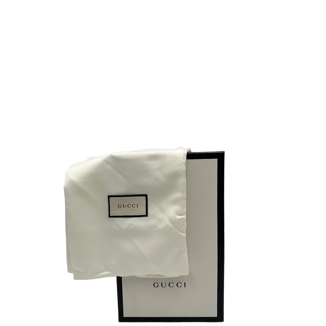 Mocassini Gucci in velluto nero con dettaglio Horsebit dorato. Completi di corredo, di lusso, originale, usata.