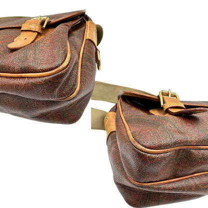 angoli Borsa Etro in canvas trama Paisley con finiture in pelle color cammello e parti metalliche dorate; munita di una tracolla in tessuto regolabile, di lusso, originale, ottime condizioni. 