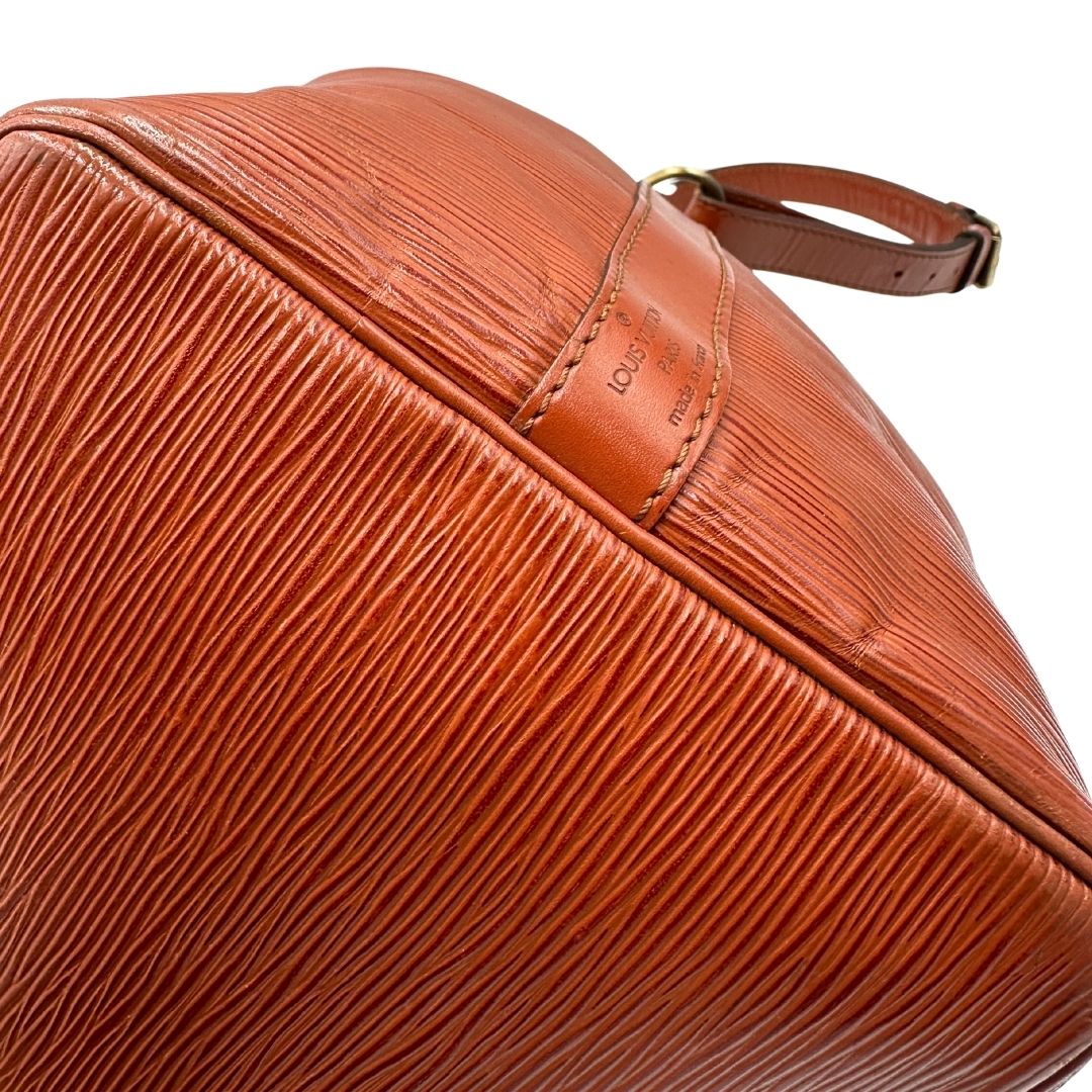  Secchiello Noé Louis Vuitton in pelle Epi cognac con parti metalliche dorate e manico regolabile con fibbia