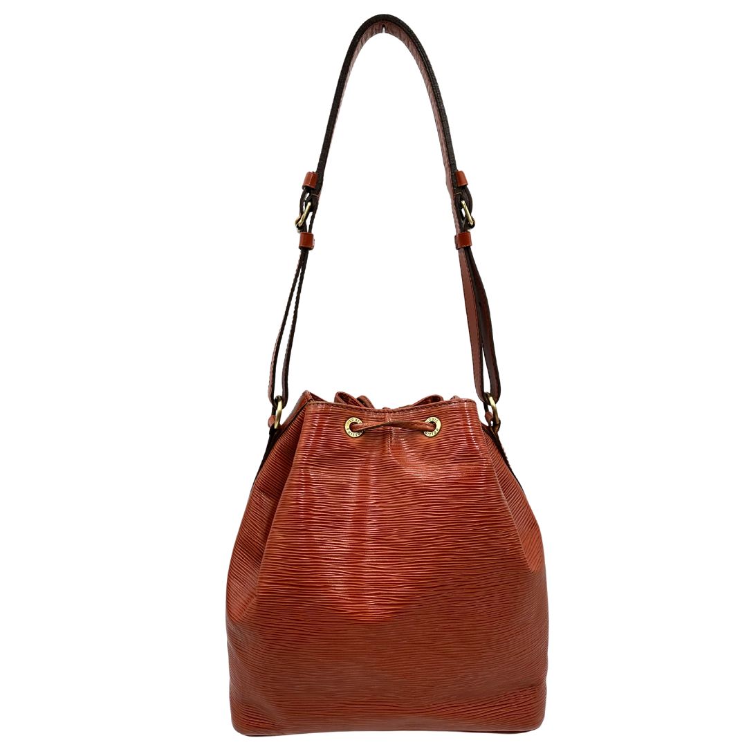  Secchiello Noé Louis Vuitton in pelle Epi cognac con parti metalliche dorate e manico regolabile con fibbia