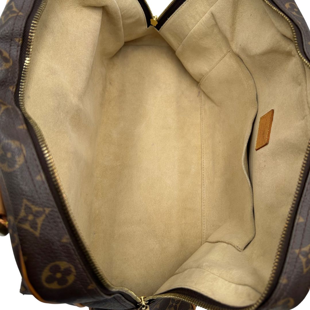 interno  Borsa Louis Vuitton in canvas marrone monogram con finiture in vacchetta naturale e parti metalliche dorate; munita di doppi manici, di lusso, originale, ottime condizioni.