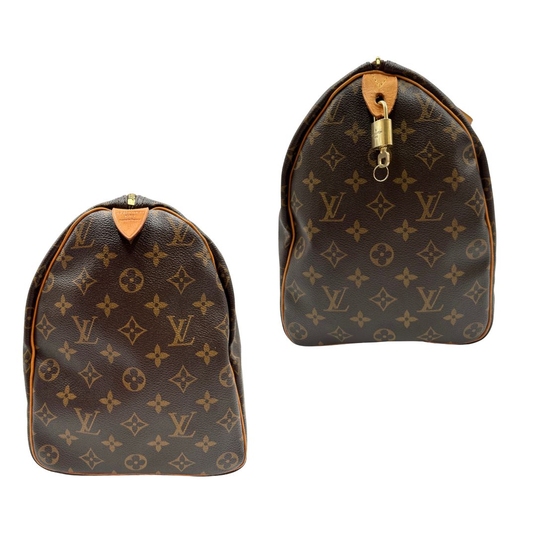 Borsa Louis Vuitton in canvas marrone monogram con finiture in vacchetta naturale e parti metalliche dorate; munita di doppi manici stondati. Originale, usato, di lusso, in ottime condizioni.