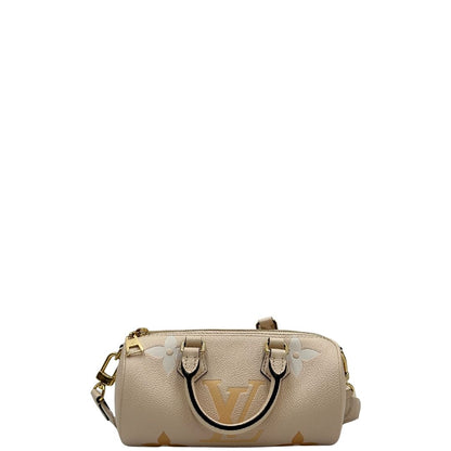 retro Borsa Louis Vuitton in pelle base avorio con monogram Empreinte Giant color pesca con parti metalliche dorate; munita di un accessorio portamonete amovibile, una tracolla in tessuto amovibile e regolabile e doppi manici stondati. Completa di scatola, di lusso, originale, eccellenti condizioni, usata. 