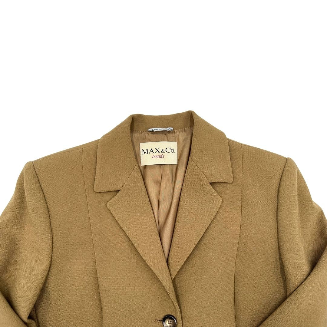 Cappotto MAX&Co. in 54% poliestere, 44% lana vergine e 2% elastan color cammello, di lusso, originale, ottime condizioni.